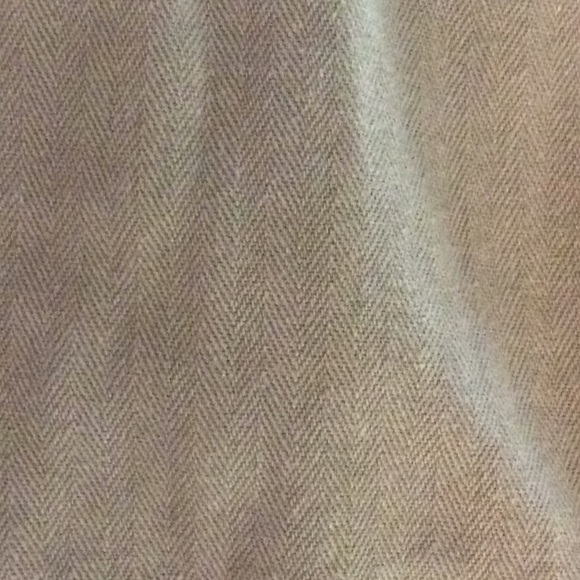 Chaps 34 x 10” Ralph Lauren pocket khaki tan herringbone cargo shorts EUC - Picture 3 of 8